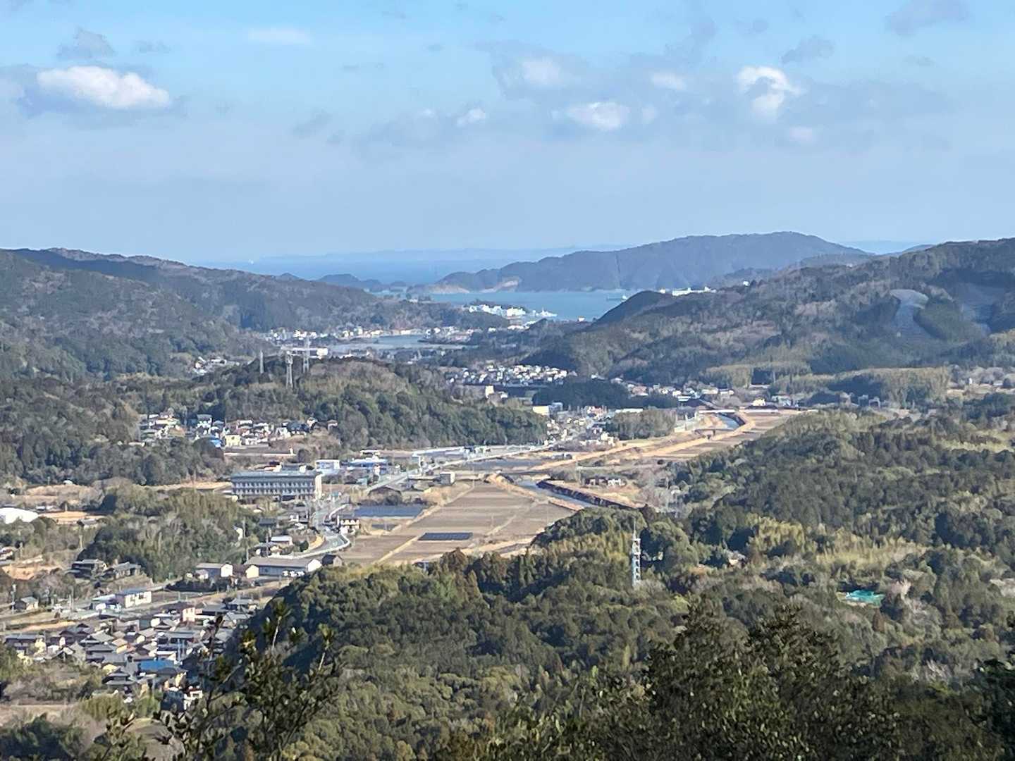 展望岩🪨からの眺め❣️伊勢湾方面　遠州灘まで見えるそうですが！