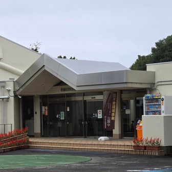 さきたま史跡の博物館
（再開直後に撮影したが、休止中の位置に表示）