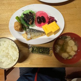 朝食