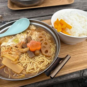 鍋焼きラーメン