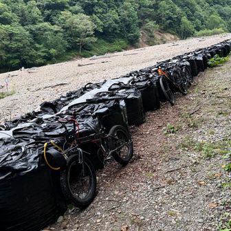 七ノ沢出合に戻ってきました
電動自転車いいなー