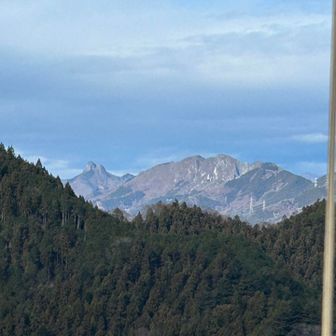 両神山がキレイ…行きたいよー(*´ｰ`*人)
