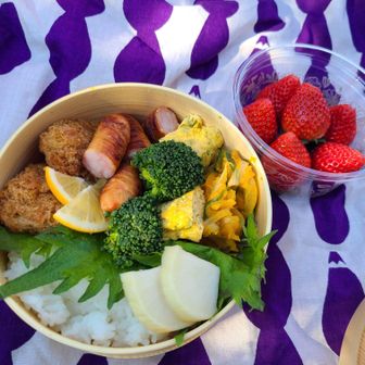 大月雷田山でお昼にしました
冷蔵庫にある物で詰めてみました😅
ごちそうさま🙏