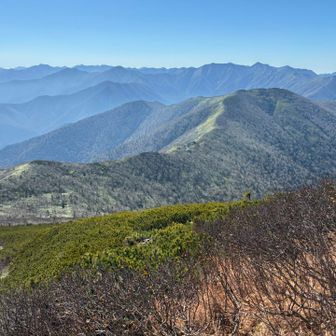 日高山脈の山々は全てがスケールがデカい‼️