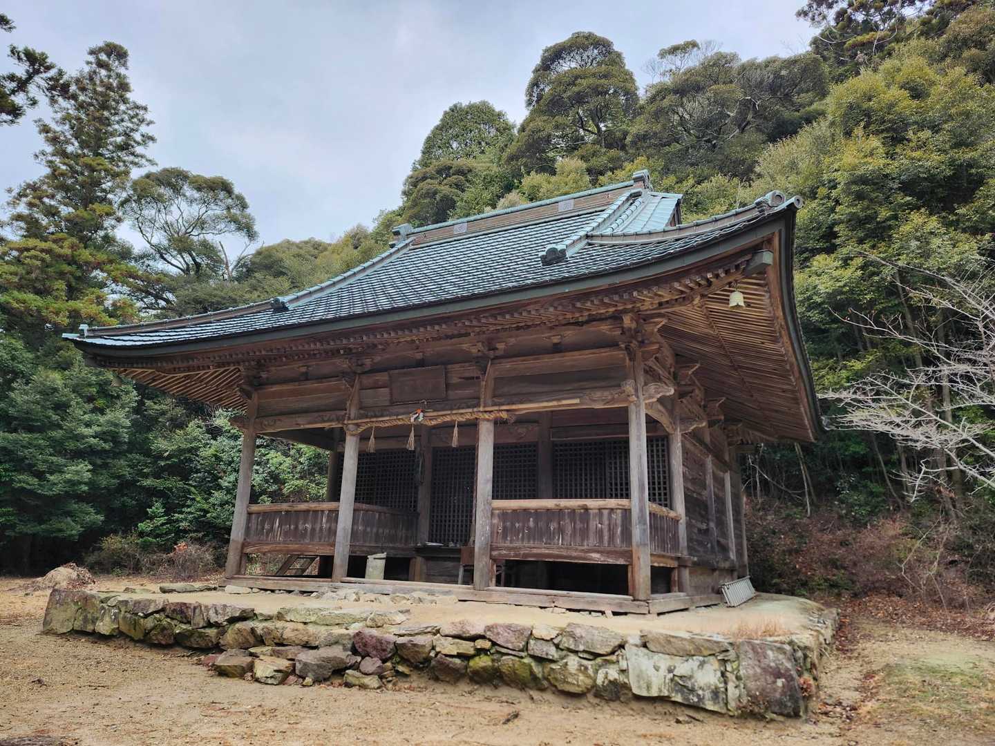 虚空蔵堂

歴史を感じさせる立派な建物