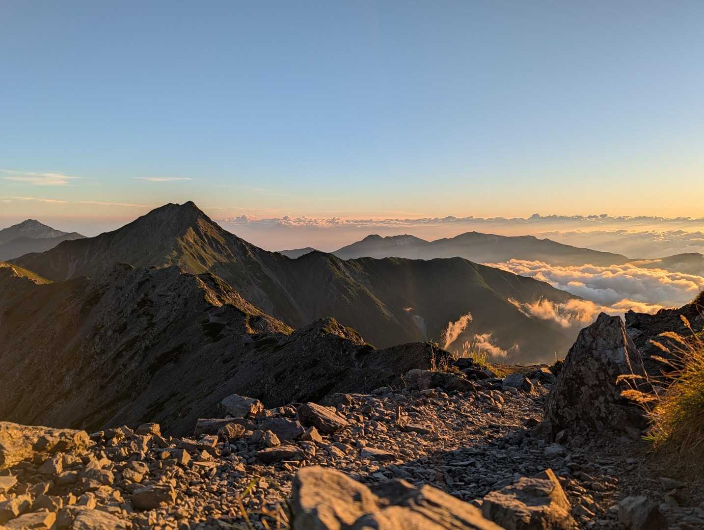 広河原登山口-北岳-中白根山-間ノ岳 周回コースの写真