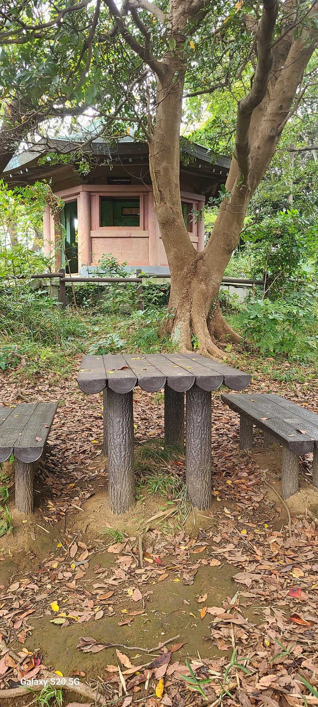 八角堂休憩所