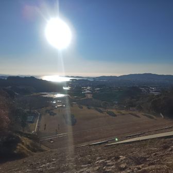 終わりっぽいけど地獄の階段が。