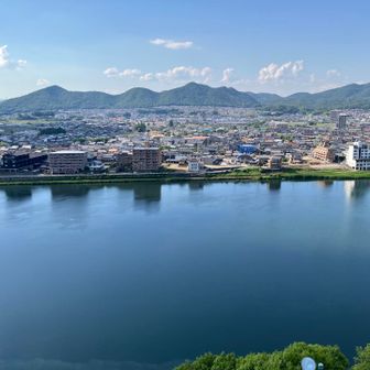 北の方角。
美濃の山。