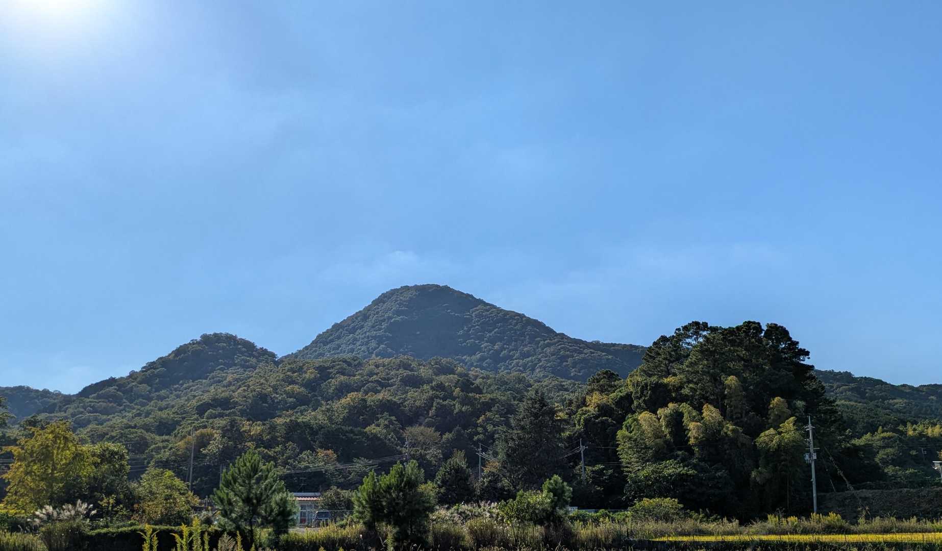 銀峰・二上山（雄岳）・二上山（雌岳）・鳶塚 / いーたんの