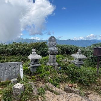 大日ヶ岳山頂です。