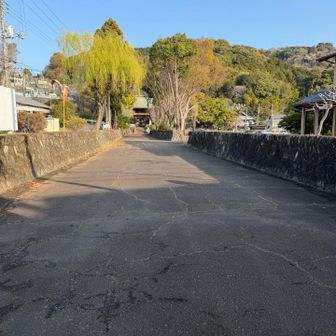 お寺から登ります