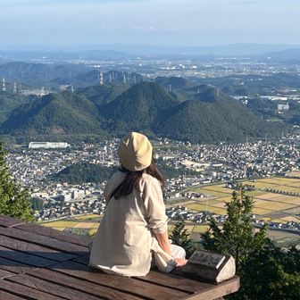 西日に照らされて
のんびりしてる場合じゃない