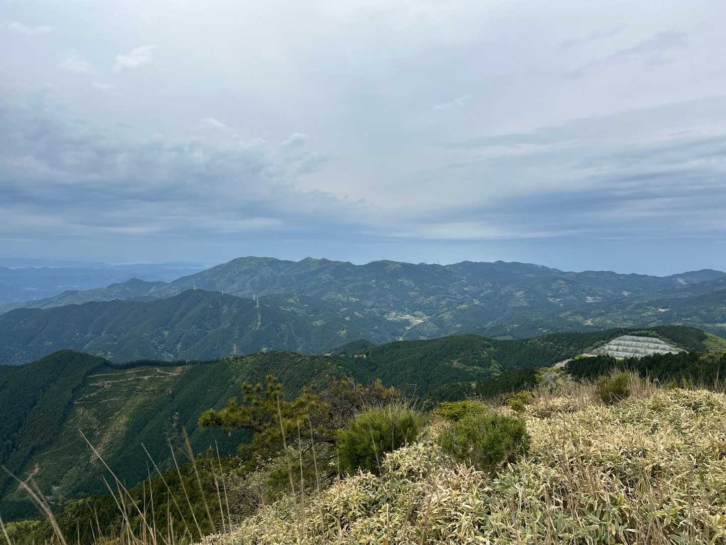 天山上宮登山口-天山-雨山 周回コースの写真