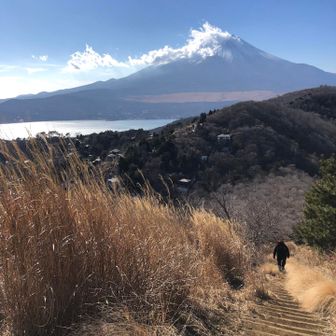 ラスボス階段登り返しにヘロヘロなヒト😂