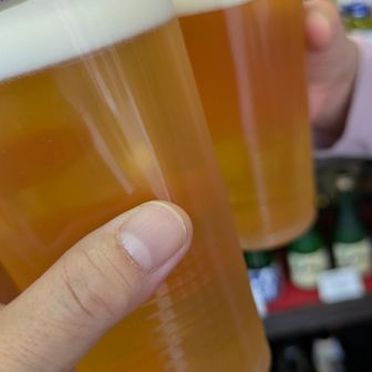 これこれ！お酒屋さんで冷え冷え生ビールをゲット🍻