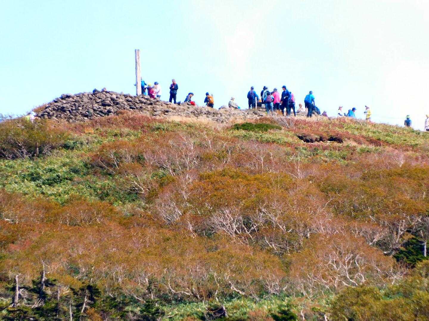 山頂には沢山の登山者