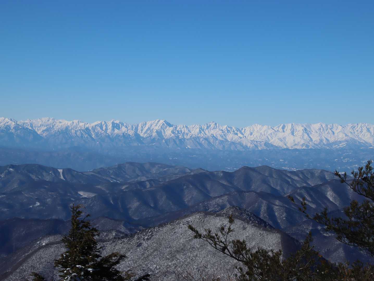 登ると
素晴らしい景色が
北アルプス