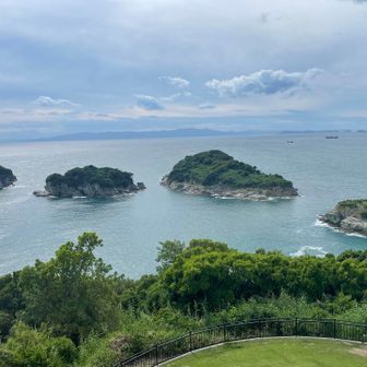 左から双子島、中ノ島、大島