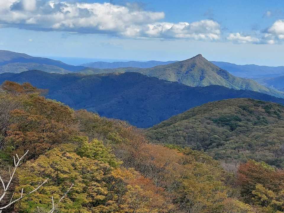 三角の…やっぱり素敵な🏔鎌倉岳(o´∀`)b