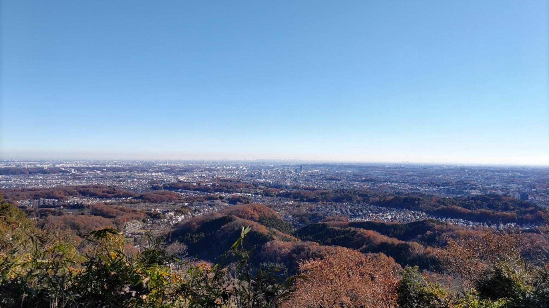 おそらく今年最後の抜けるような青空😆😅