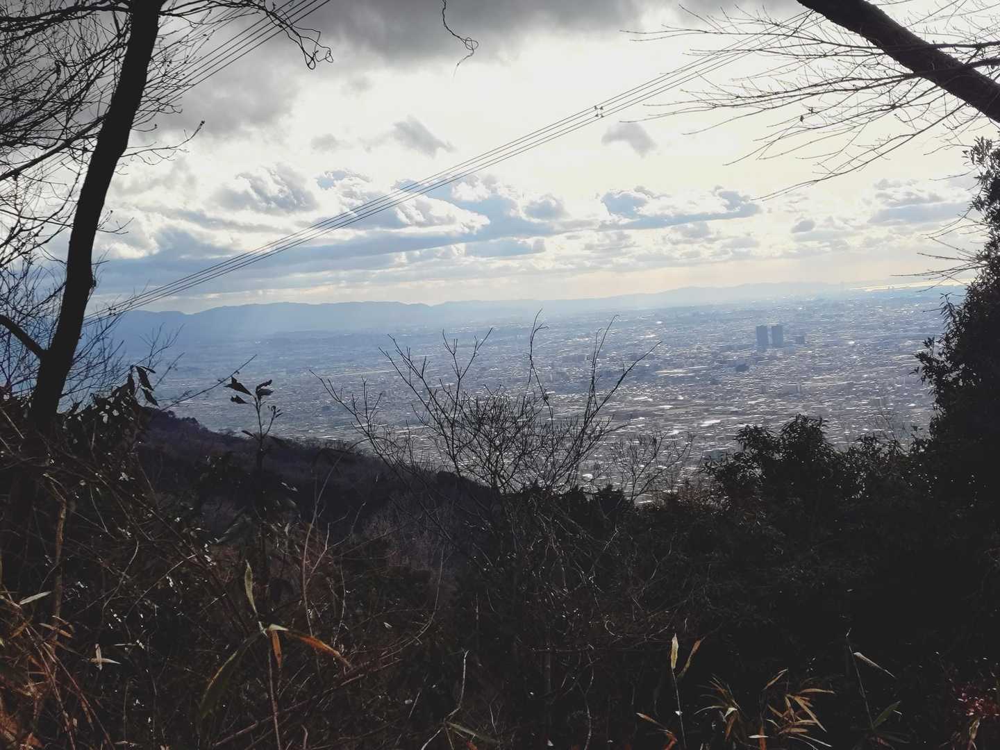 この時　一瞬　雪も止み　お日様が
出て来ました✌