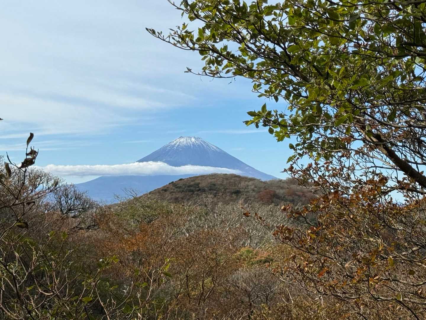 富士山にいい感じで雲が掛かった＠もう少しでロープウェイ駅