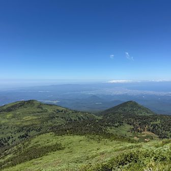 田茂萢岳へ