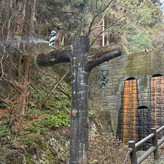 赤坂小便小僧と号泣砂防ダム