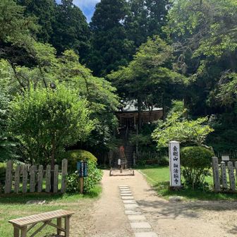 夏の転法輪寺です。気持ちいいです。
