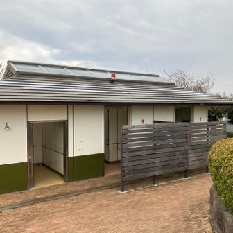 トイレあり
女子トイレ、和式だった…
膝痛にはつらい😓