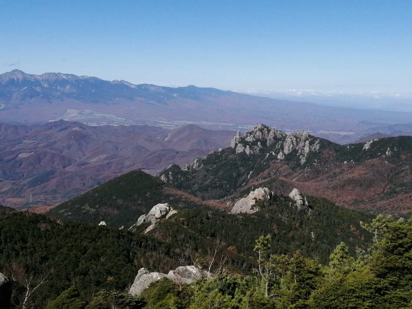 八ヶ岳と瑞牆山。大好きな山が並ぶ絶景、素晴らしい！