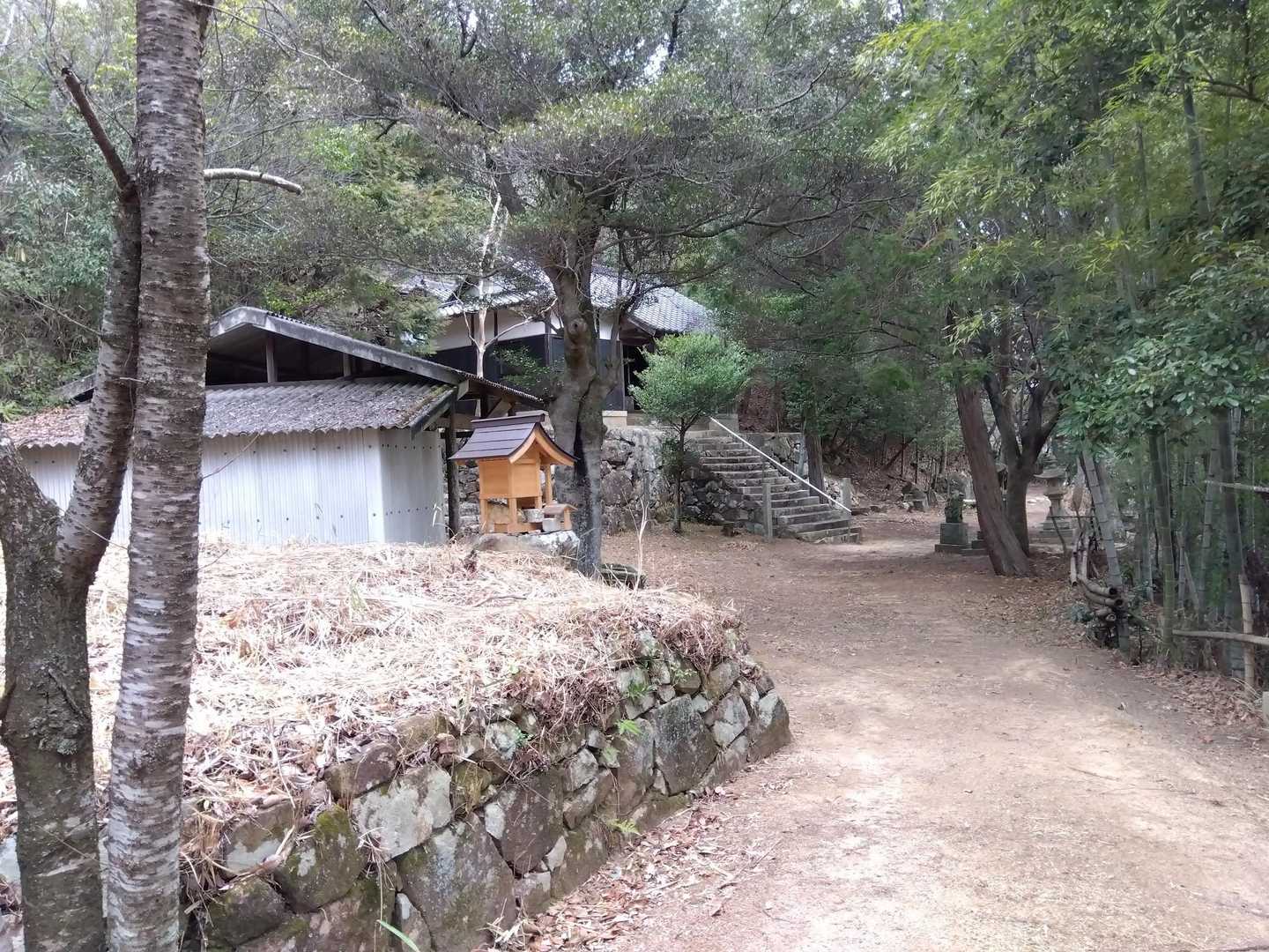 なんちゃら神社とお別れ！