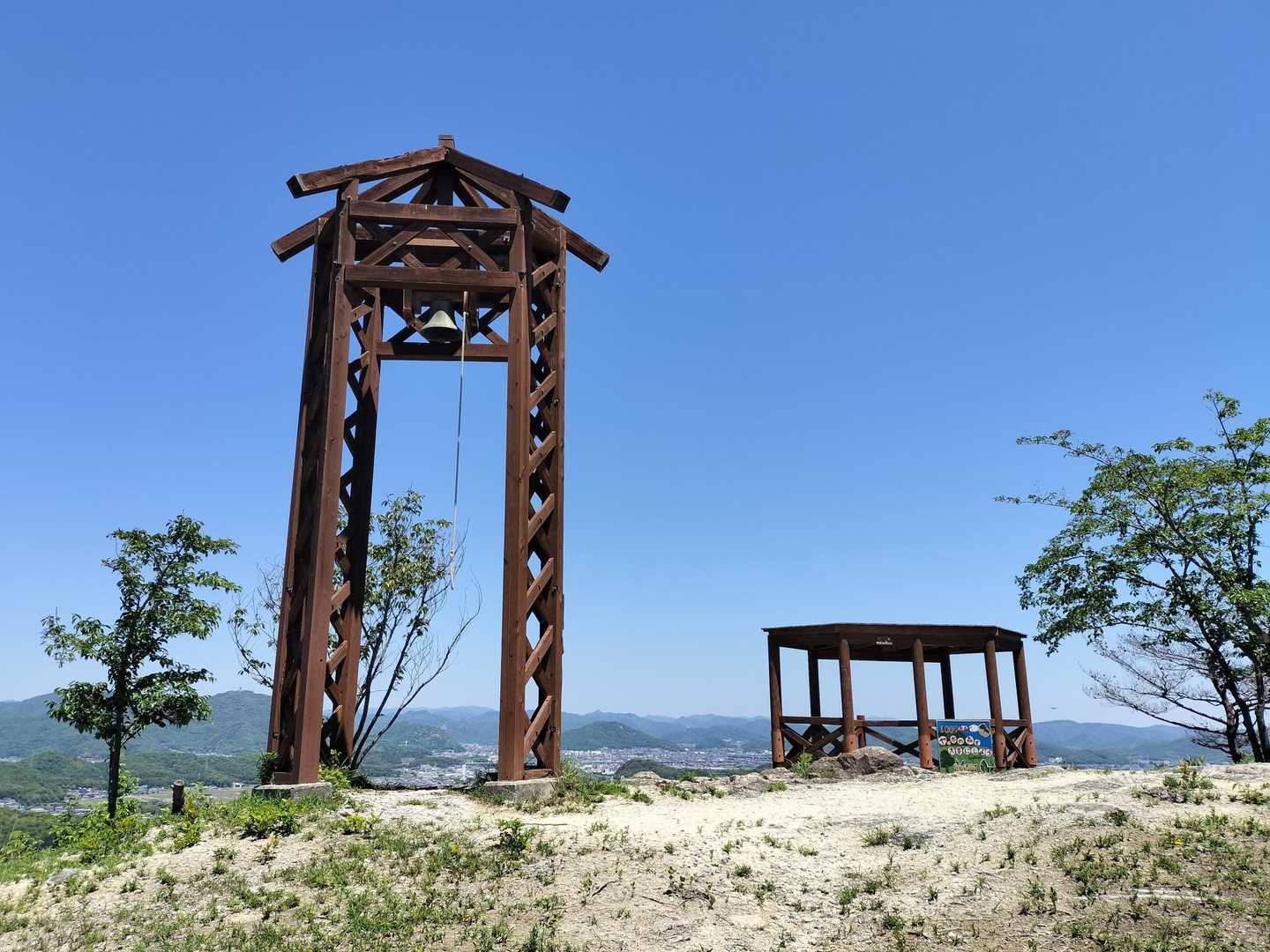 黍田富士山頂にとうちゃこ
しあわせの鐘を鳴らすのはあな〜た〜