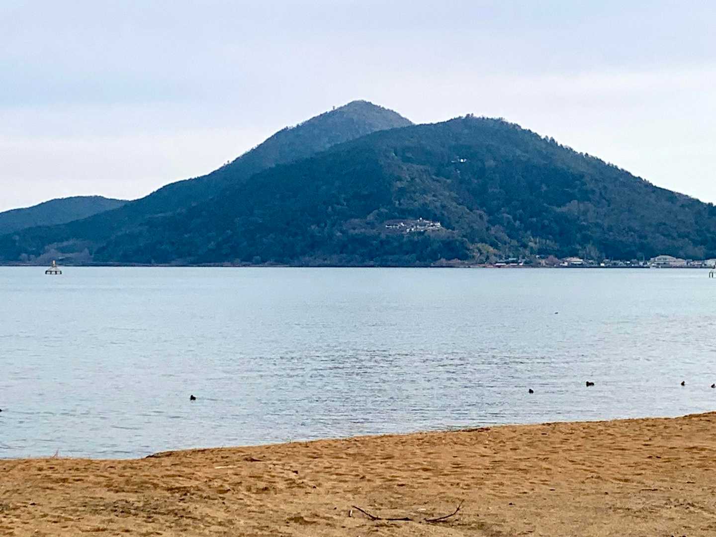 奥島山（後）と、長命寺山