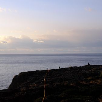日の出を待っていた人や
釣り人など