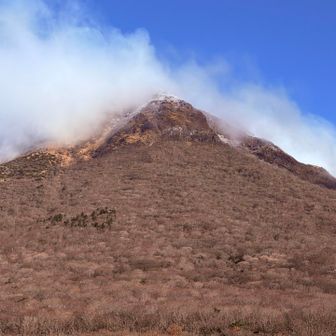 　　流れる隙間が〜　白い　😮
　　もしや〜　期待😀