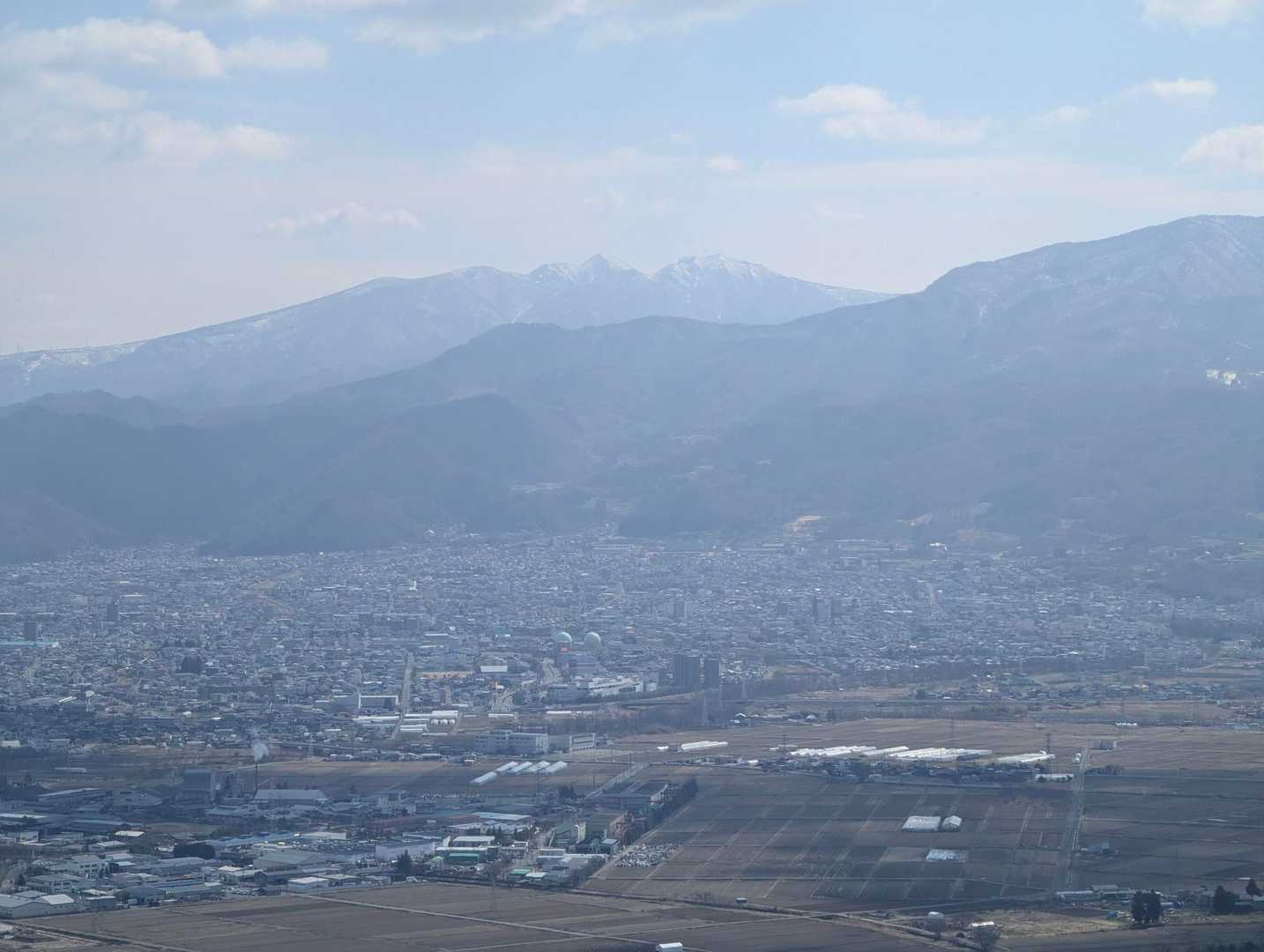 雁戸山方面・・ と思う