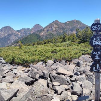 編笠山登頂🌈標高2524m✨午前10時39分