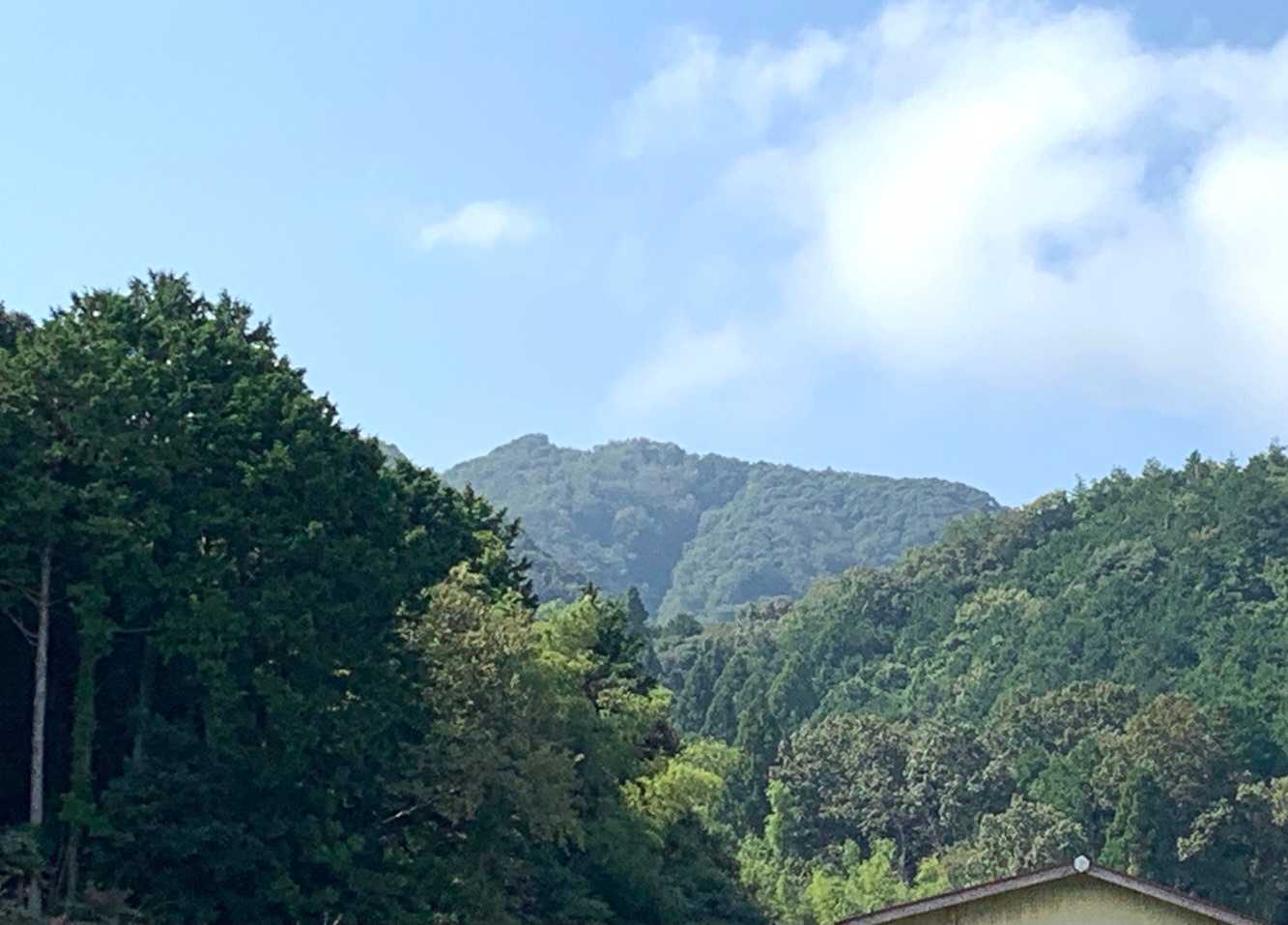 高天山山頂が見えます⛰
下岡公民館に帰って来ました。