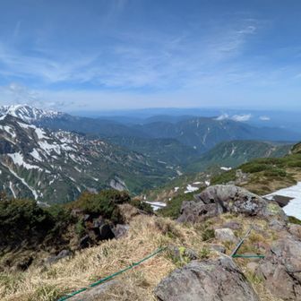 立山カルデラも見下ろせるこの場所が好きです♪