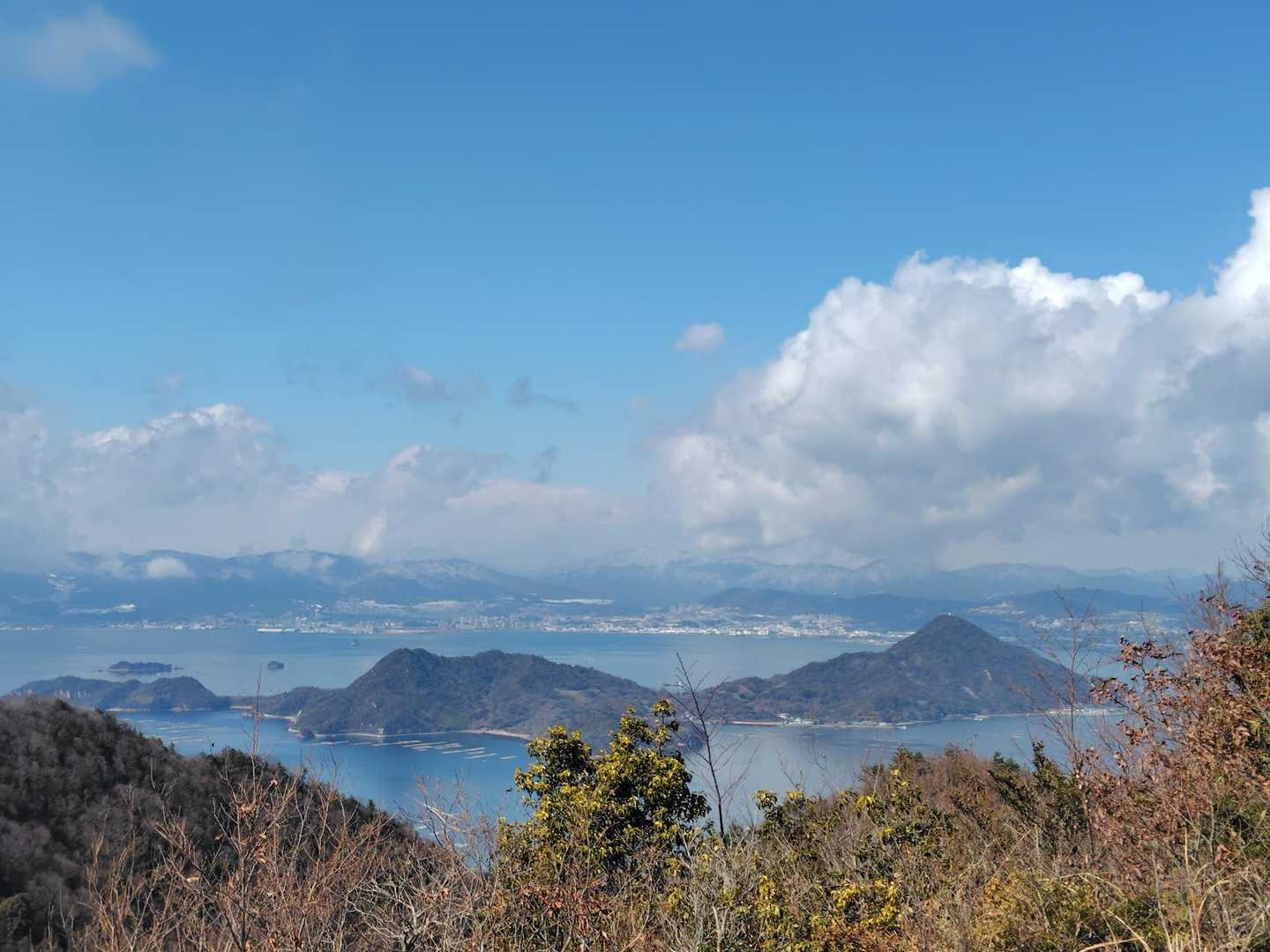 安芸の小富士、似島⛰️
青空と青い海、サイコー😍