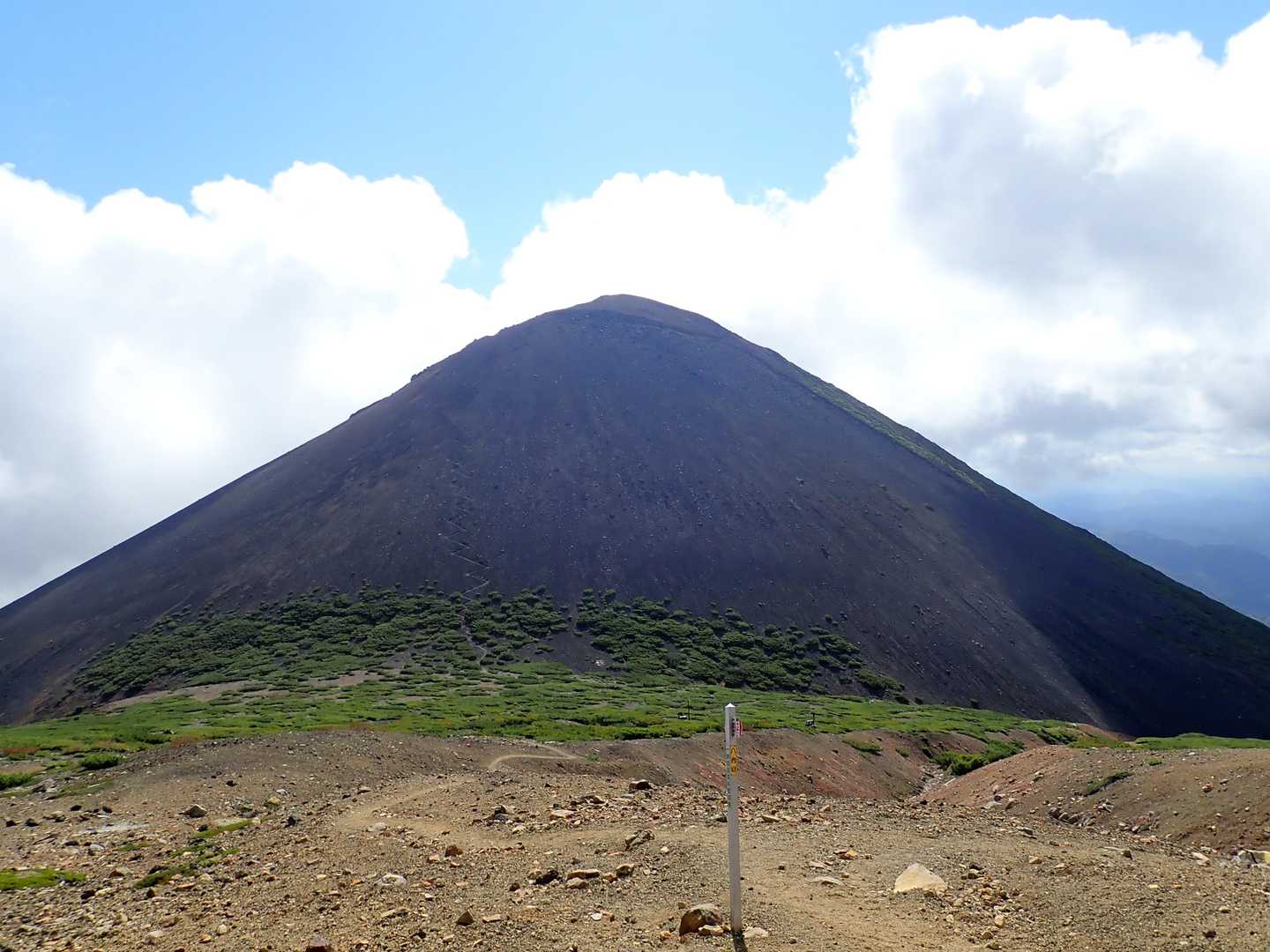 雌阿寒温泉登山口-雌阿寒岳-阿寒富士 往復コースの写真