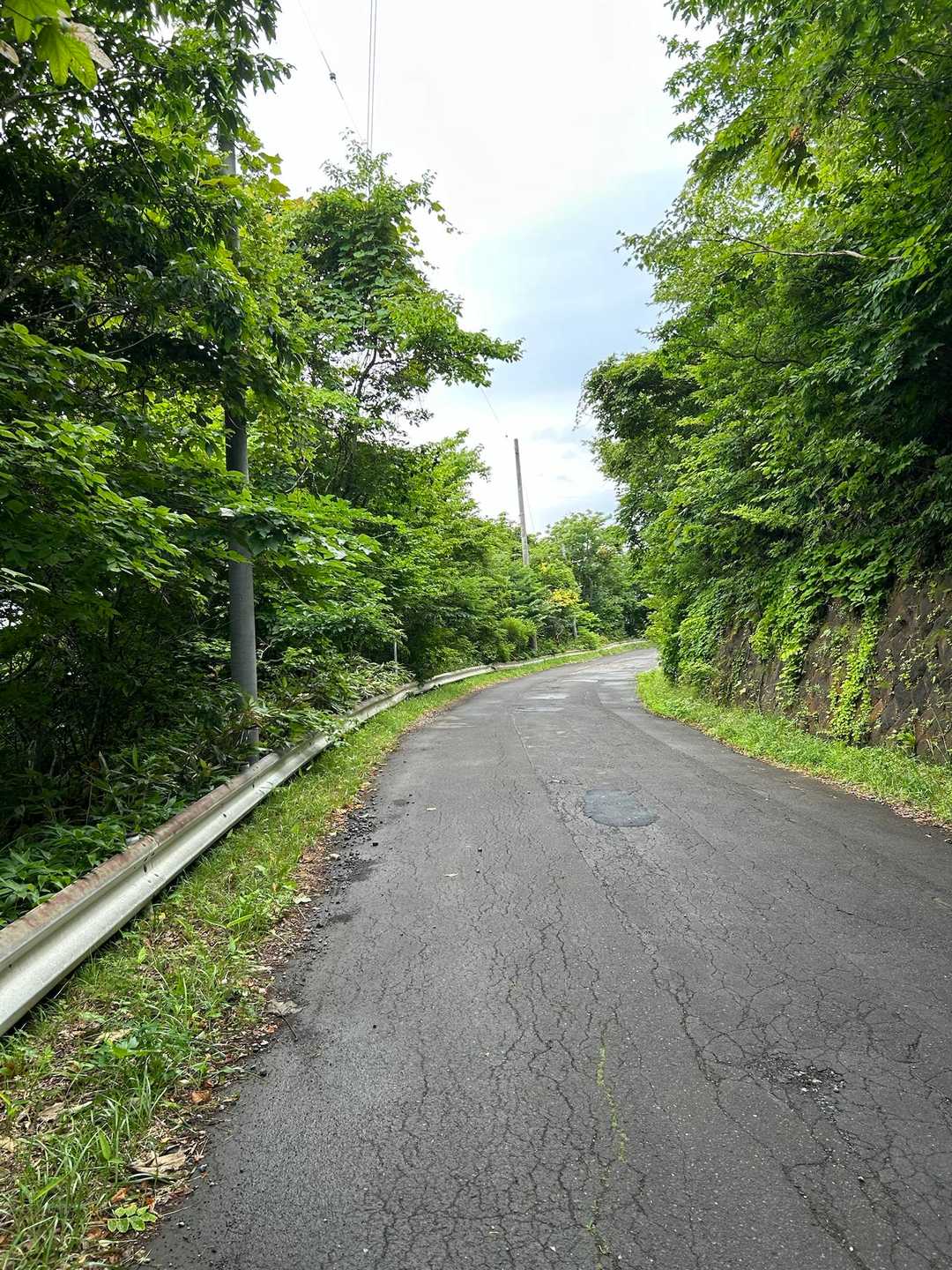 測量山は舗道を🚶‍♀️〜