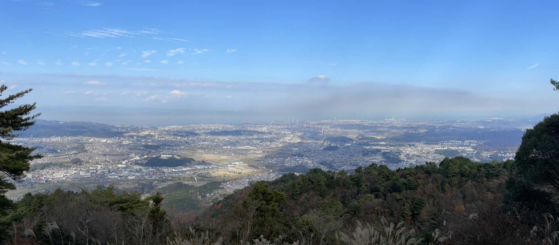 展望台から大分市内をプチパノラマで
夜景がキレイだろうなぁ