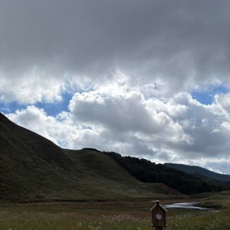 雲の流れが早い