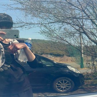 身体だる重、足は攣り攣りで…
愛車のNワンコへ一旦戻り休憩🐶
このまま帰ろうか？と思ったけど、
せっかく高いガソリン使ってきたしなぁ…

頑張るかぁ。