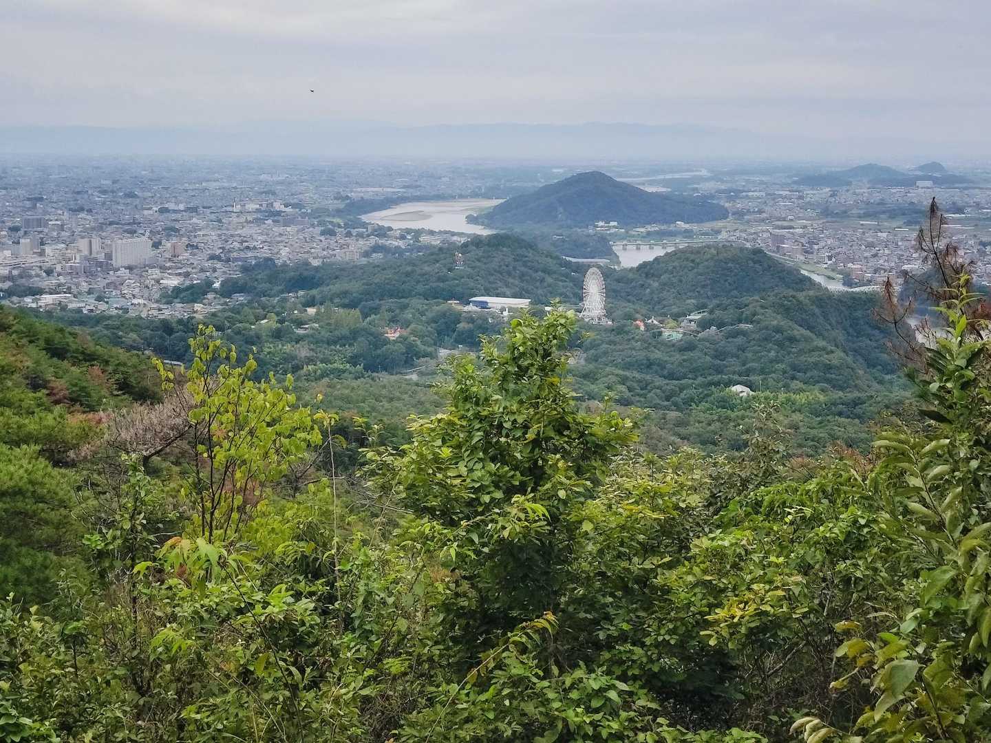 継鹿尾山 往復コースの写真