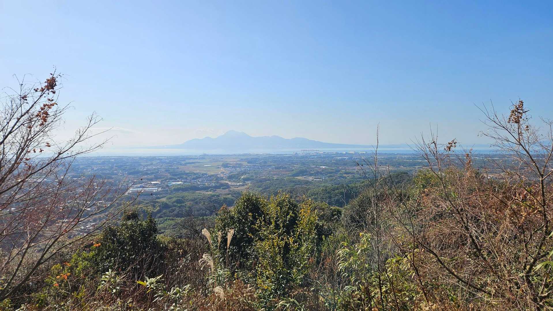 日嶽からの雲仙方面