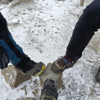 三角点ではいポーズ🔺